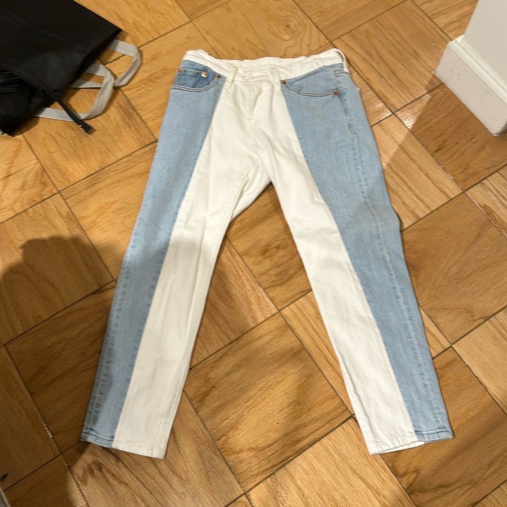 Levi’s mixed color jeans size 25
